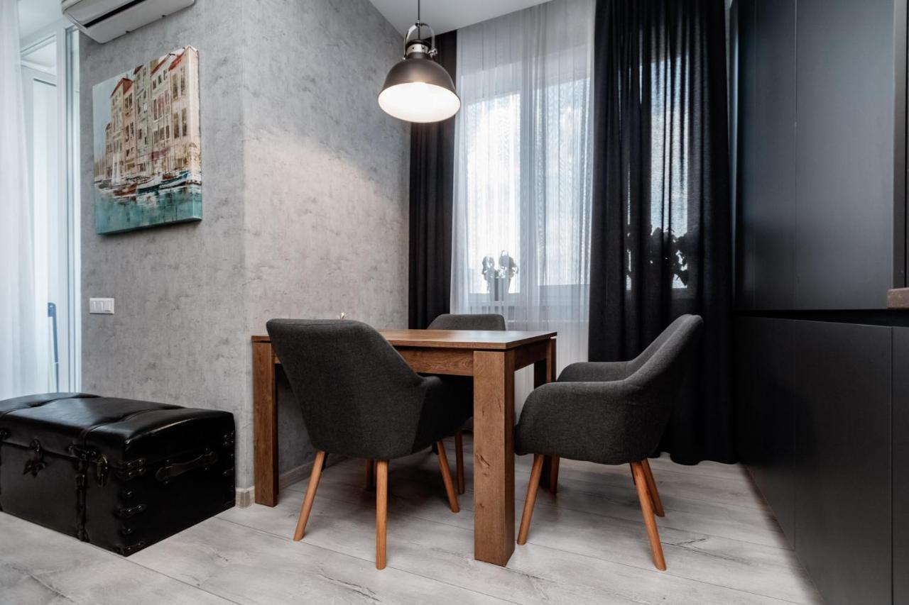 Diplomat The Best Ultra Central Apartaments 基希讷乌 外观 照片