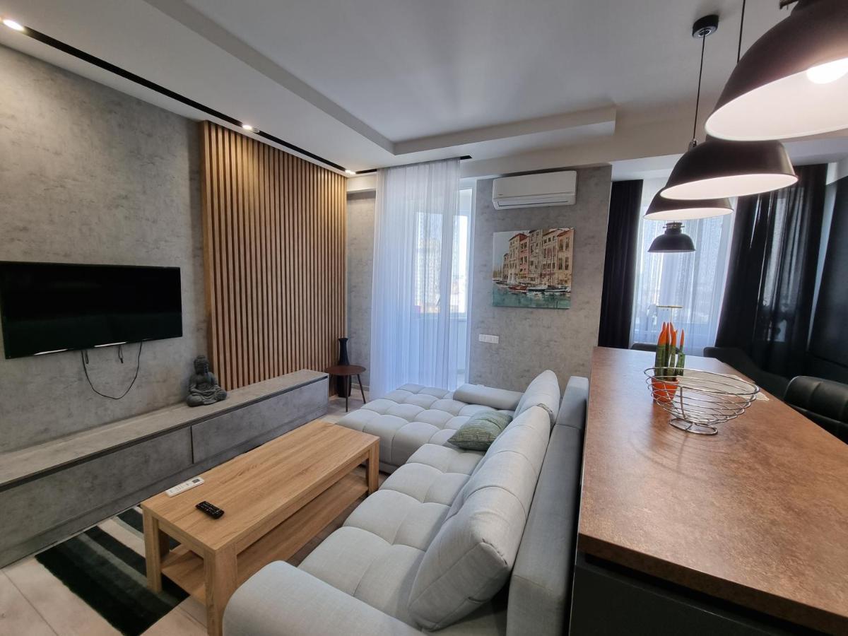 Diplomat The Best Ultra Central Apartaments 基希讷乌 外观 照片